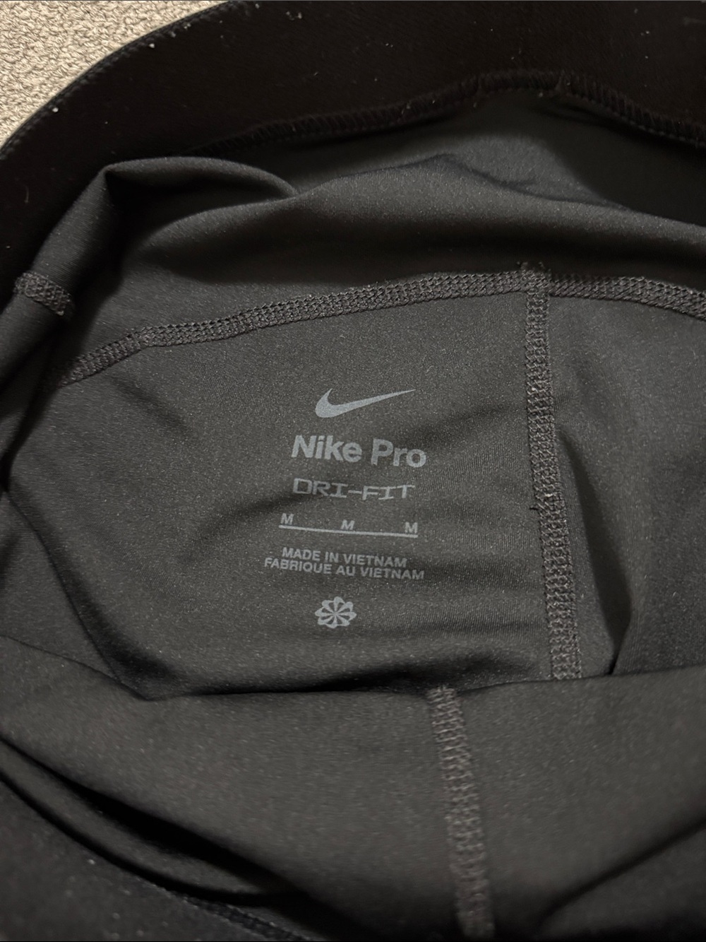 Nike Pro Black Leopard-Print Leggings size medium - Picture 5 of 5